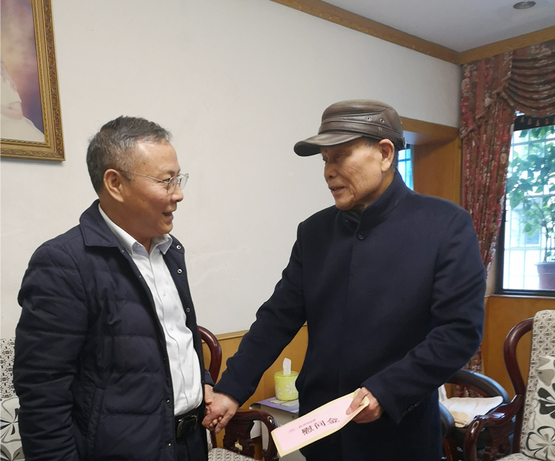 5��2��8�����¹���ο���ϵ�Ա�¹���_����_����.jpg